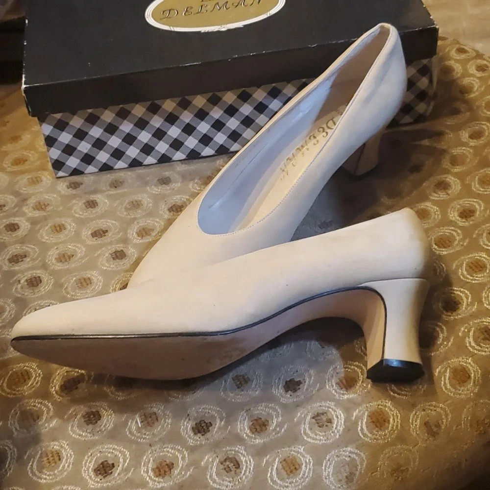 Delman bone heels - Picture 3 of 8